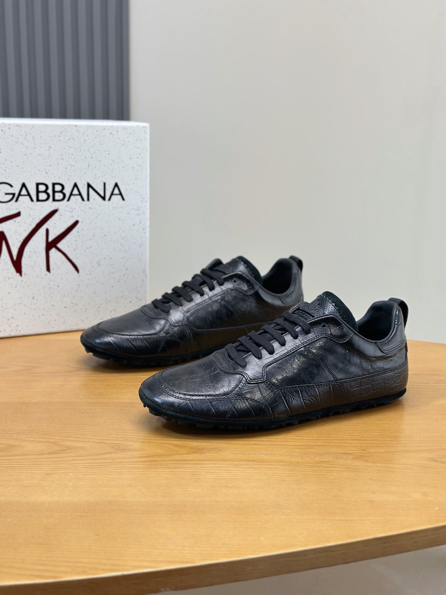 olce & Gabbana shoe